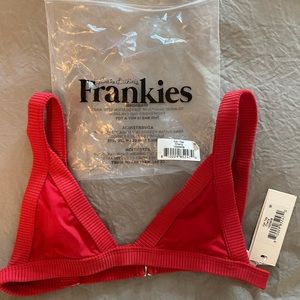 Frankie’s Bikinis Cali Top  Size Med - never worn